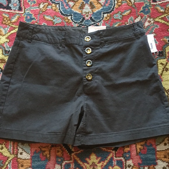 Old Navy Pants - Old navy button fly shorts